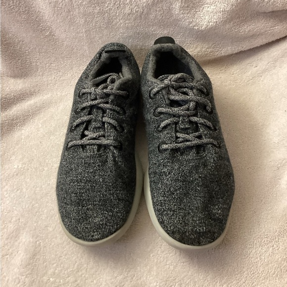 Allbirds Men's Wool Runners Size 10 - Picture 1 of 6